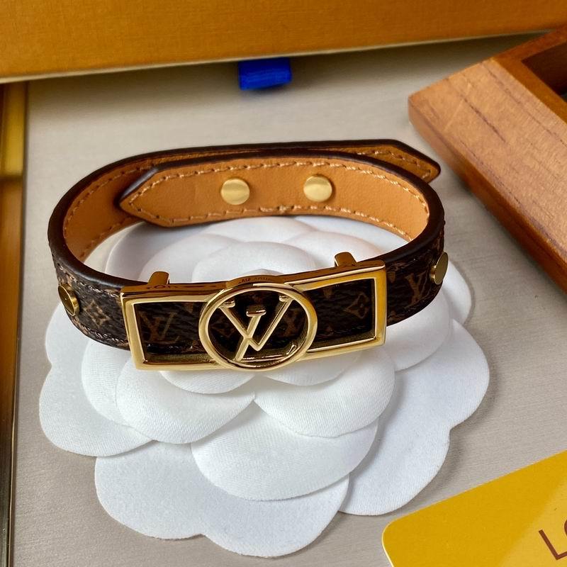 LV Bracelets 221